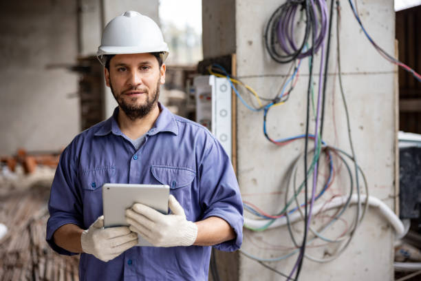 Best Affordable Emergency Electrician  in Doral, FL